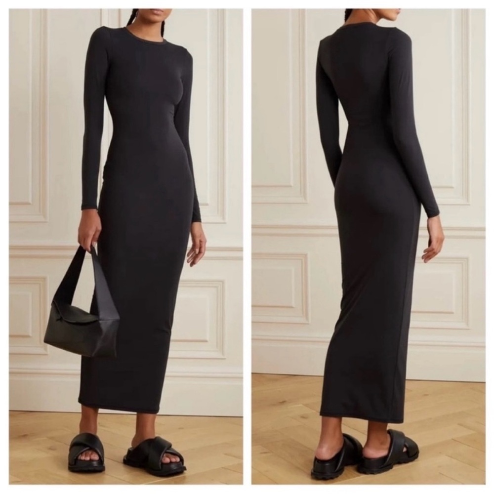 RELIST!- ✨Skims Everybody Crew Neck Long Sleeve Dress ✨